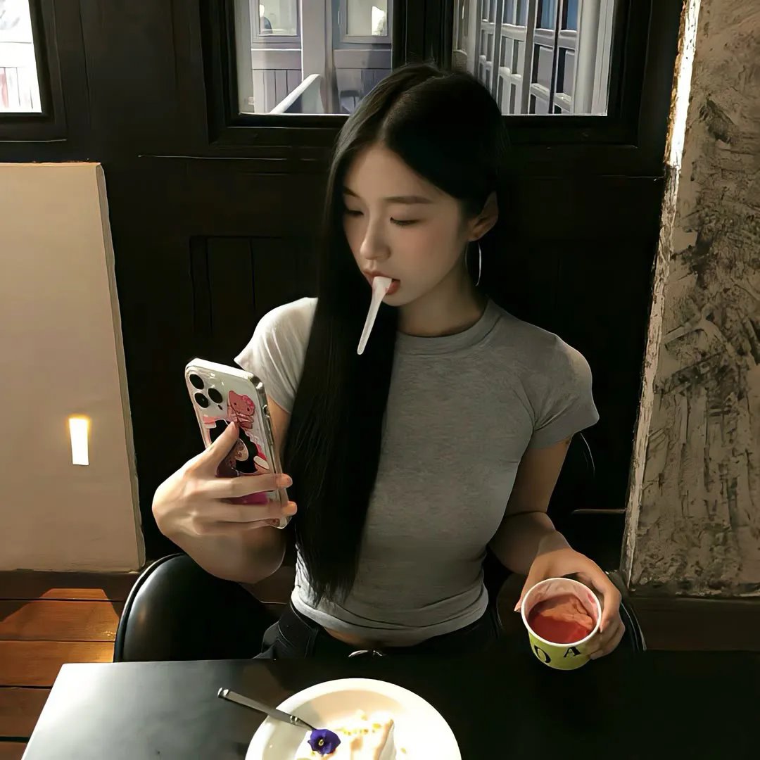 春花娇美可人儿