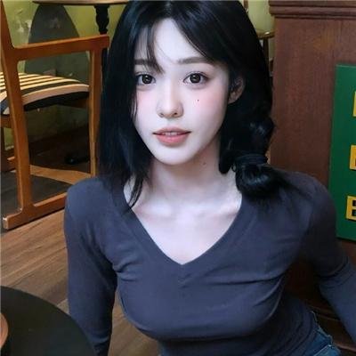 她的微笑和圈套
